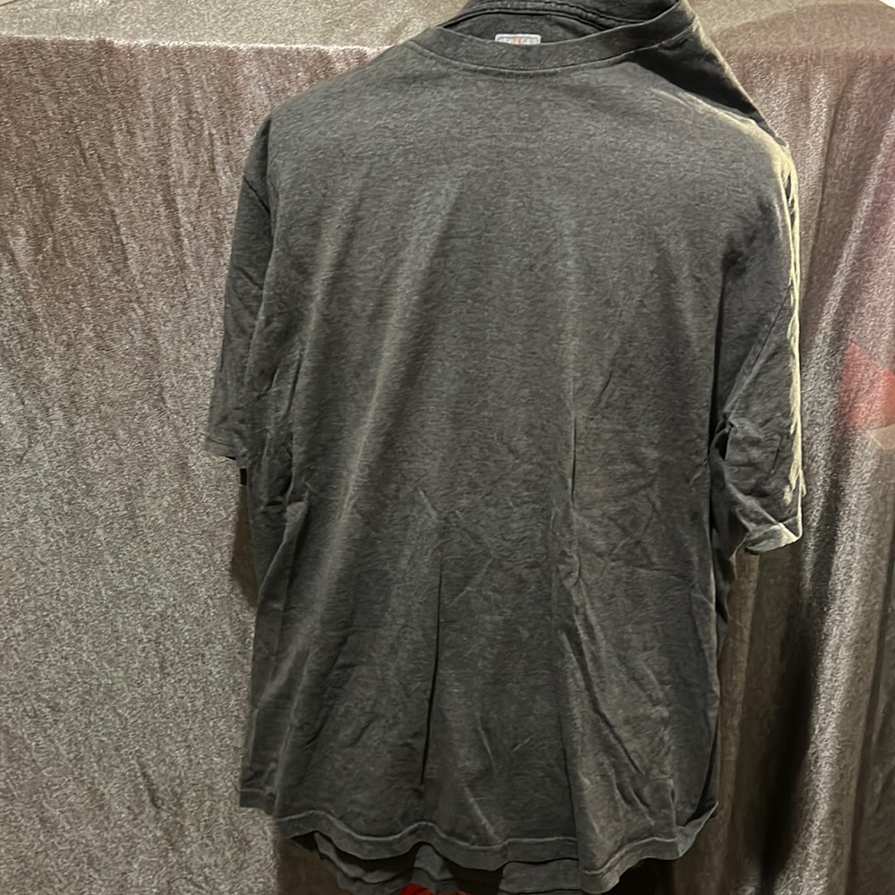Men’s tee shirt